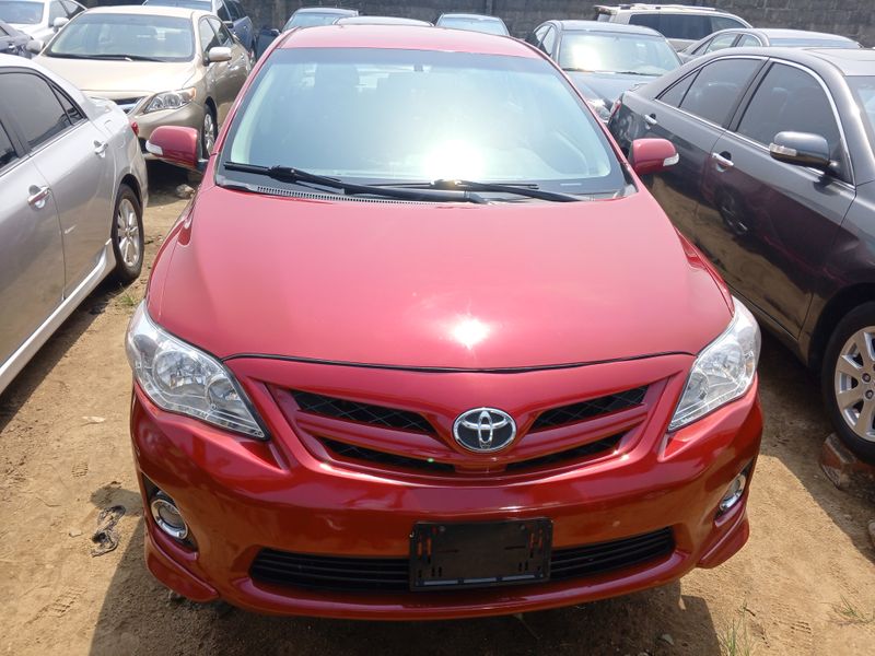 Thumbnail 3 of 2013 Toyota Corolla